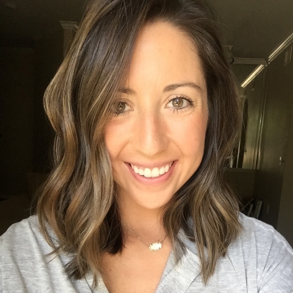 Meet your Posher, Alyssa